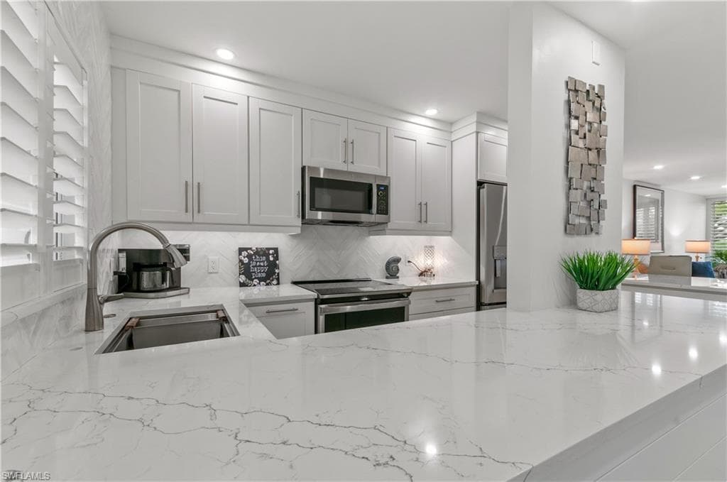 664 Broad AVE S J664-5