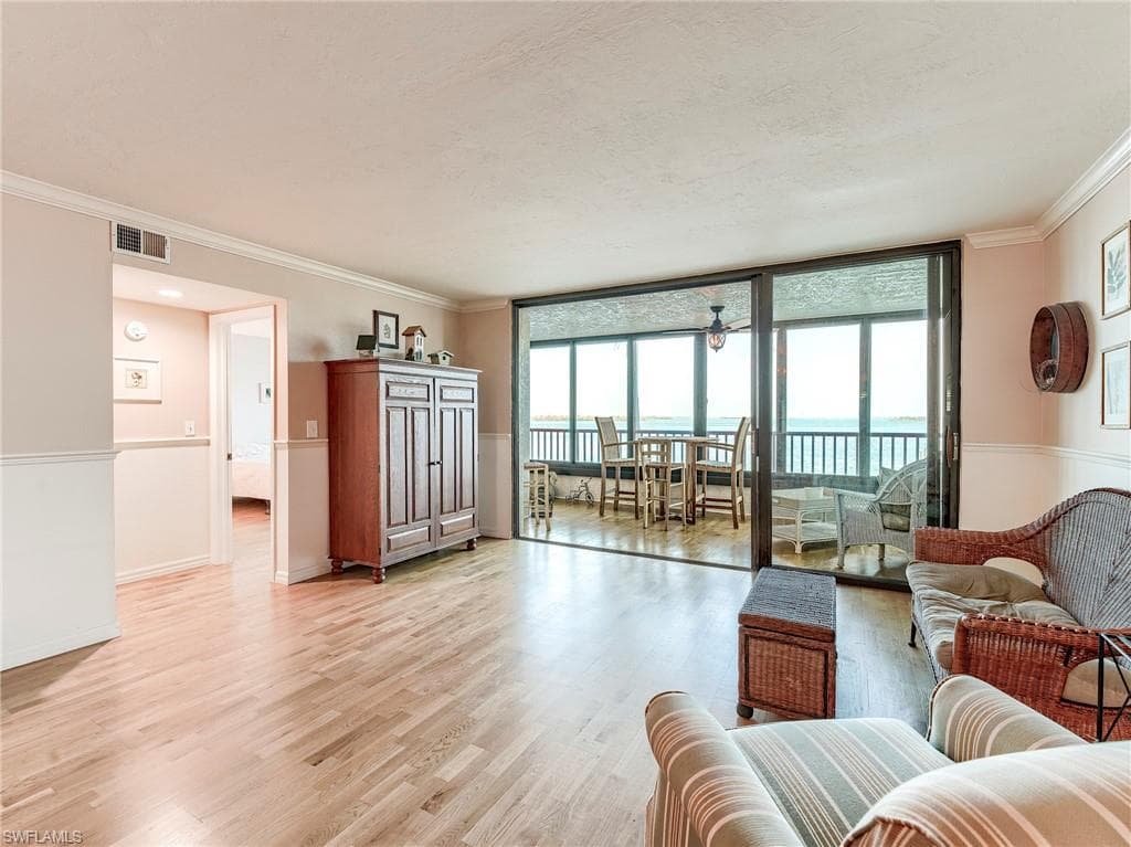 15031 Punta Rassa RD 202-22