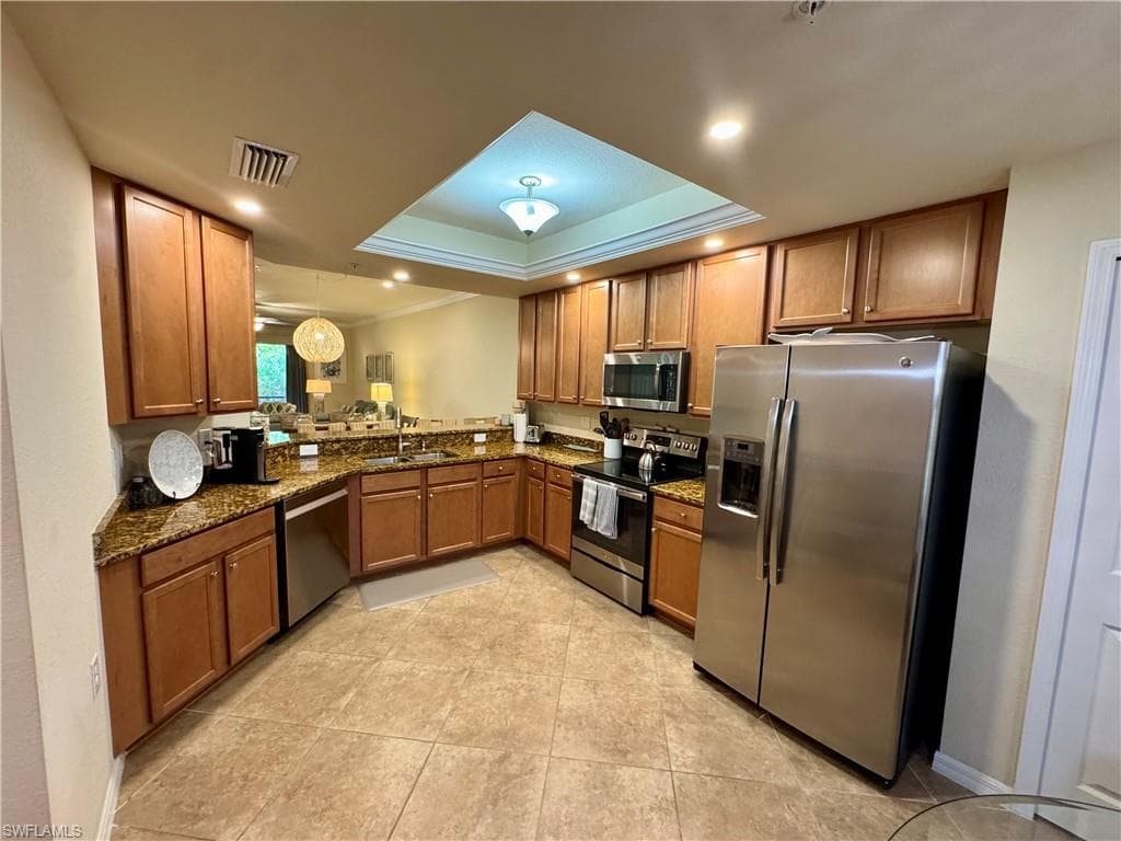 13761 Julias WAY 311-6