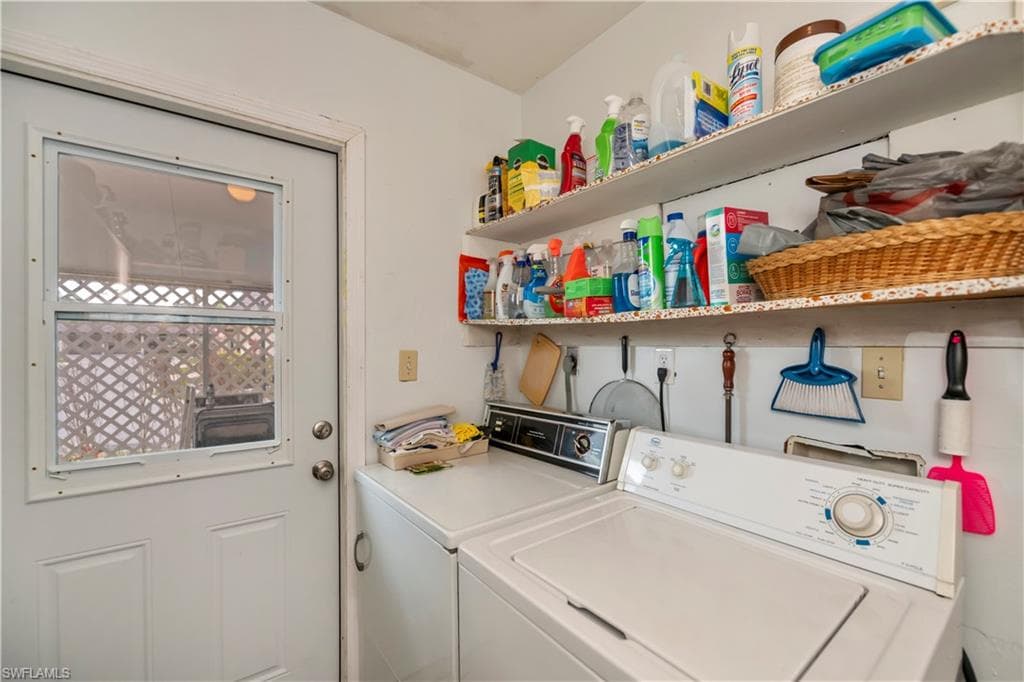 5705 Harbour Club RD-18