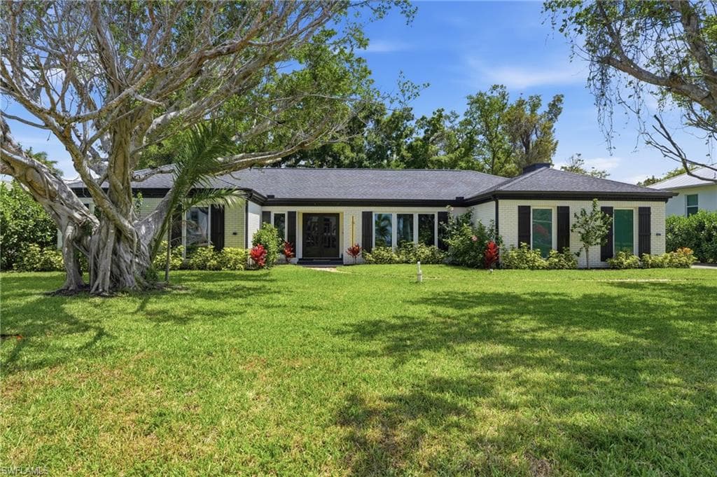 3931 W Riverside DR-8