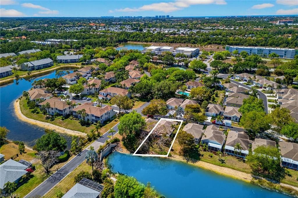 9560 Village View BLVD-42