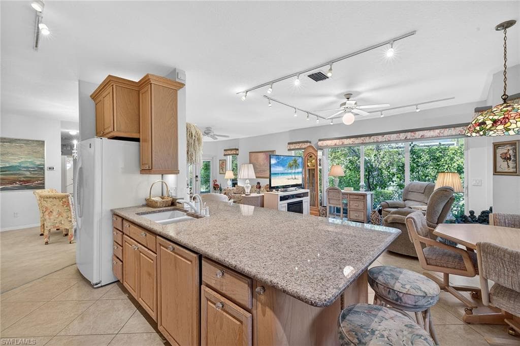 9560 Village View BLVD-5