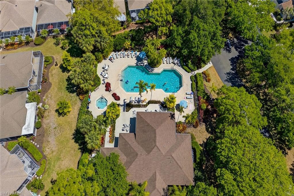 9560 Village View BLVD-44