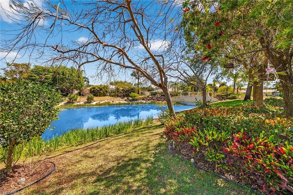 9560 Village View BLVD-31