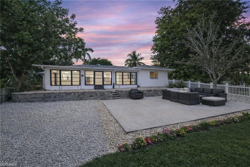 3461 Lakeview DR-4