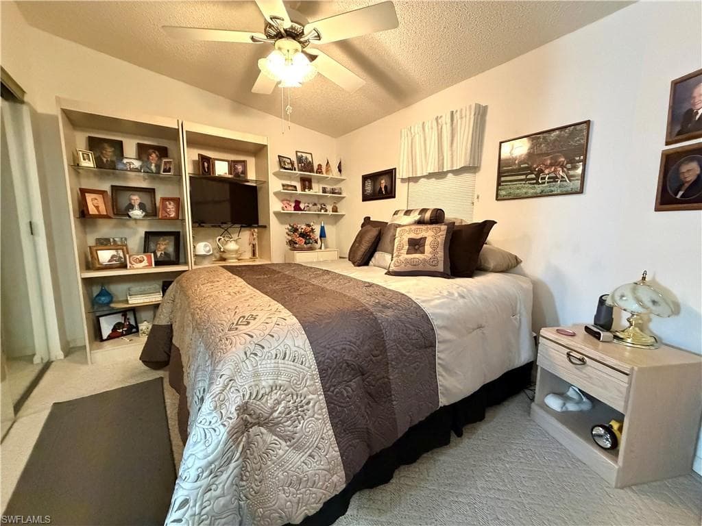 4621 Liberty LN E-24