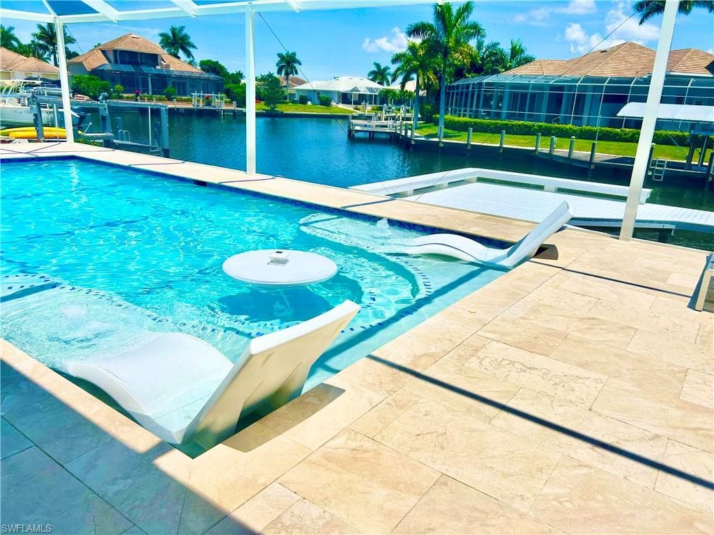 1775 Waterfall CT-6