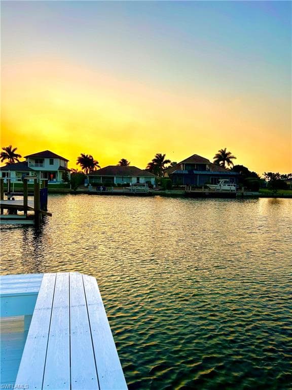 1775 Waterfall CT-41
