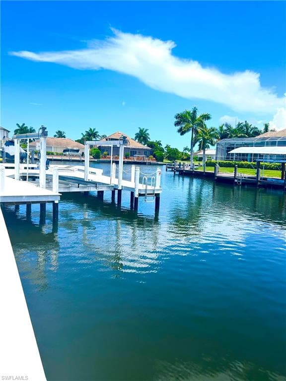 1775 Waterfall CT-40