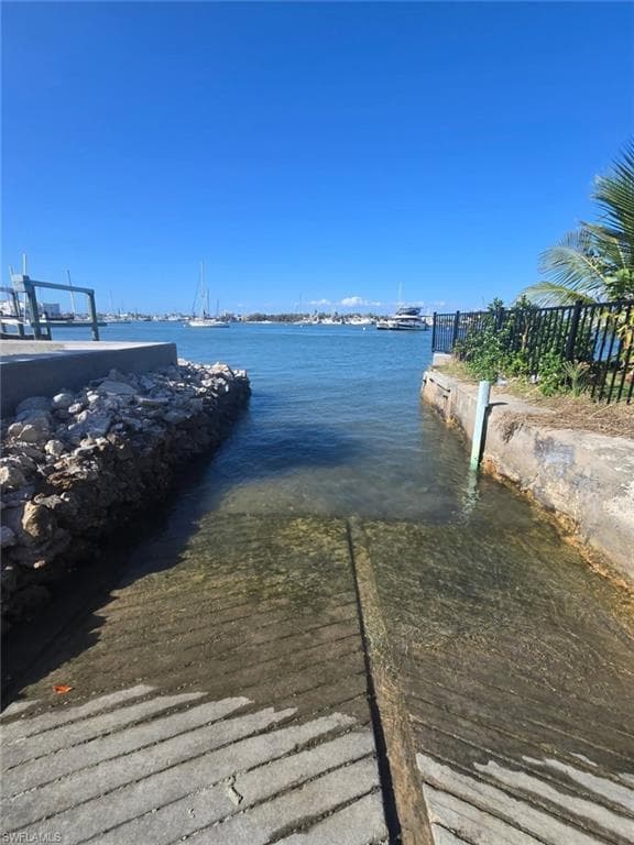 205 Miramar ST-2