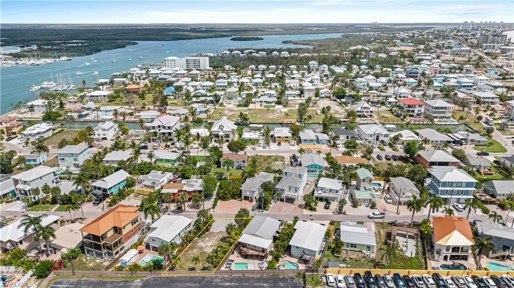 205 Miramar ST-9