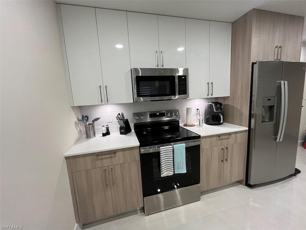 26600 Rosewood Point DR 102-22