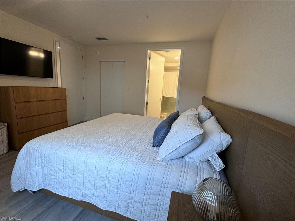 26600 Rosewood Point DR 102-9