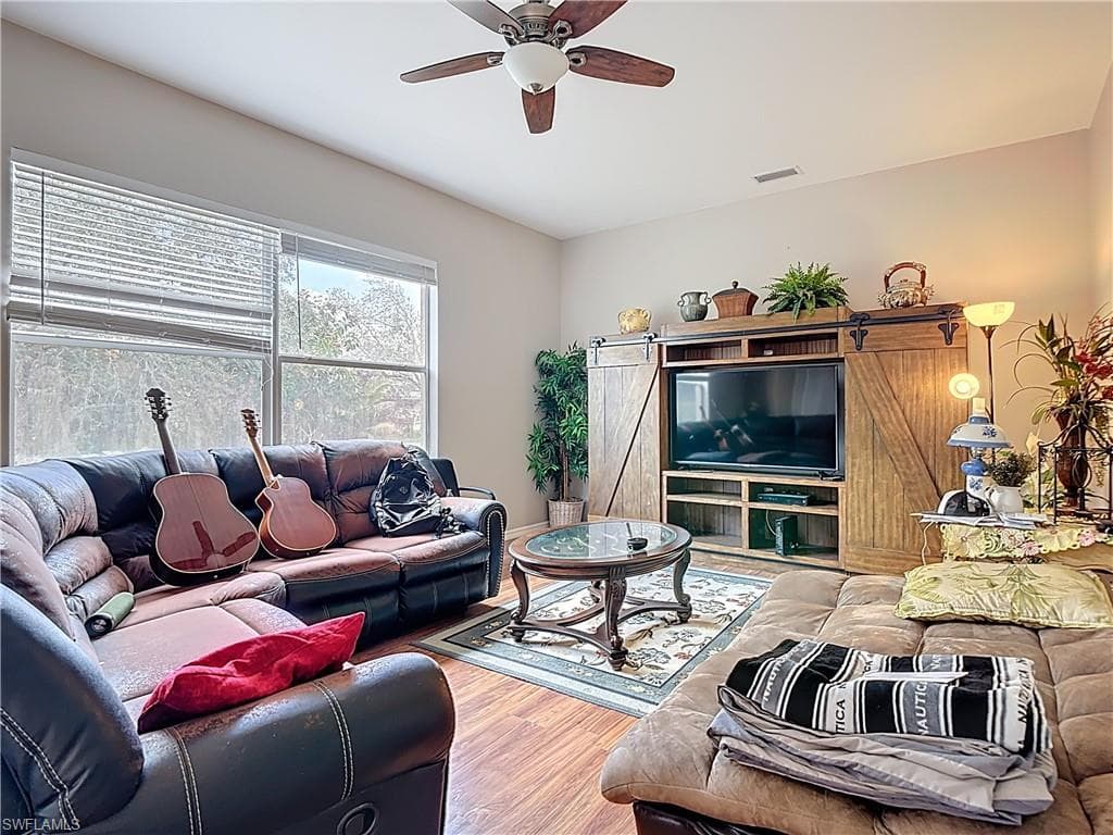 12596 Ivory Stone LOOP-27