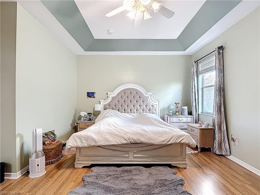 12596 Ivory Stone LOOP-20