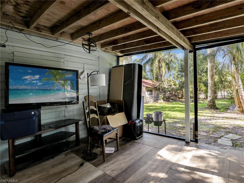 1132 River RD-18