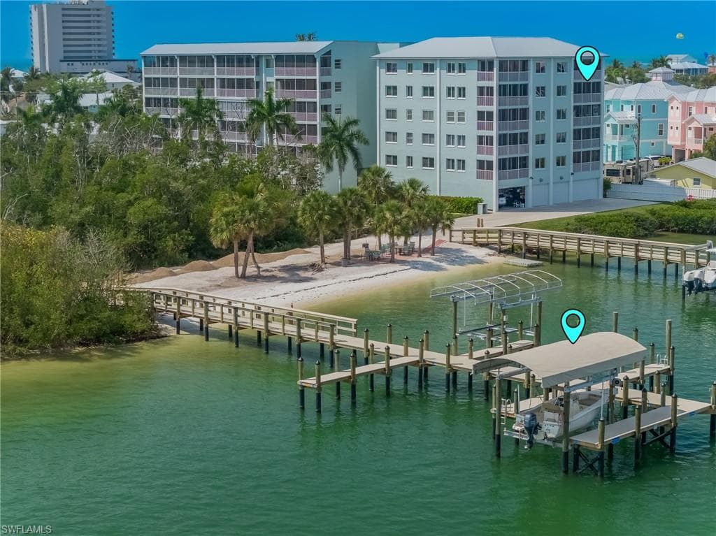 345 Mango ST 401-4