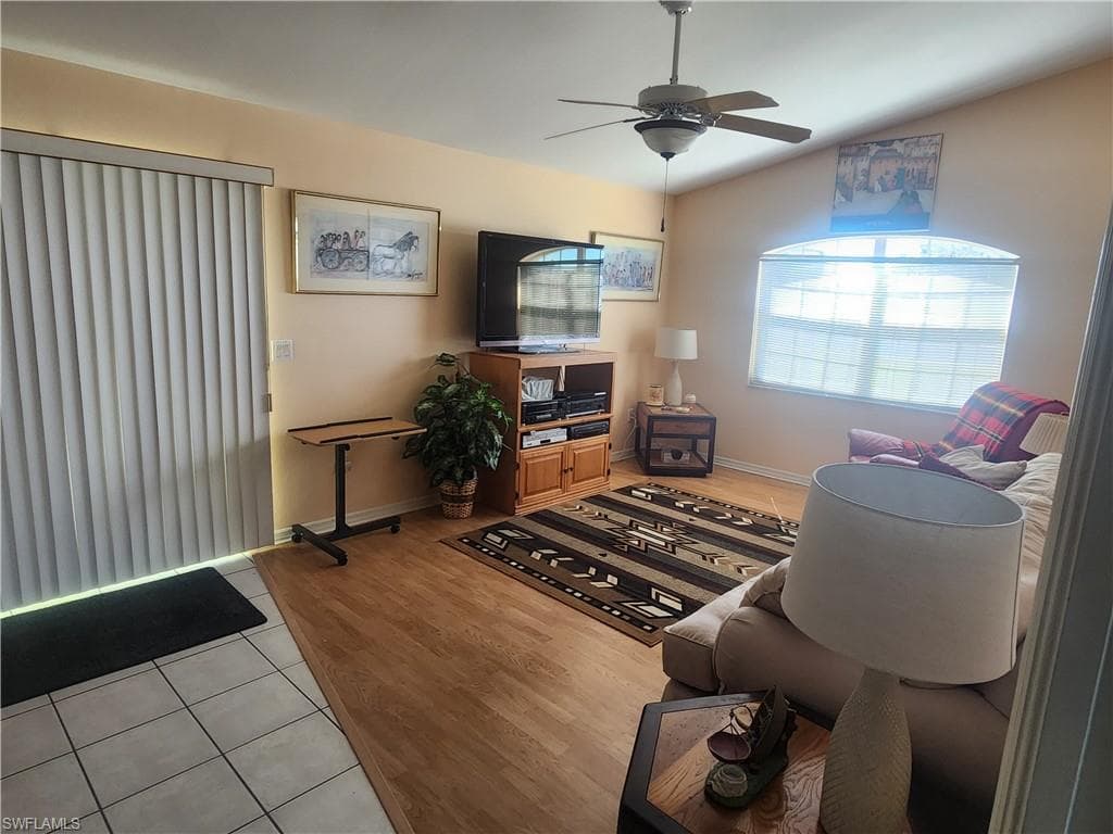 746 Milwaukee BLVD-22