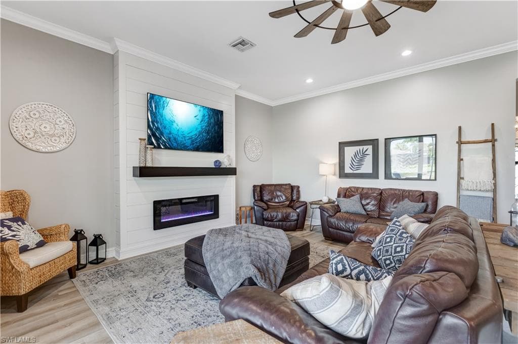 3061 Scarlet Oak PL-13