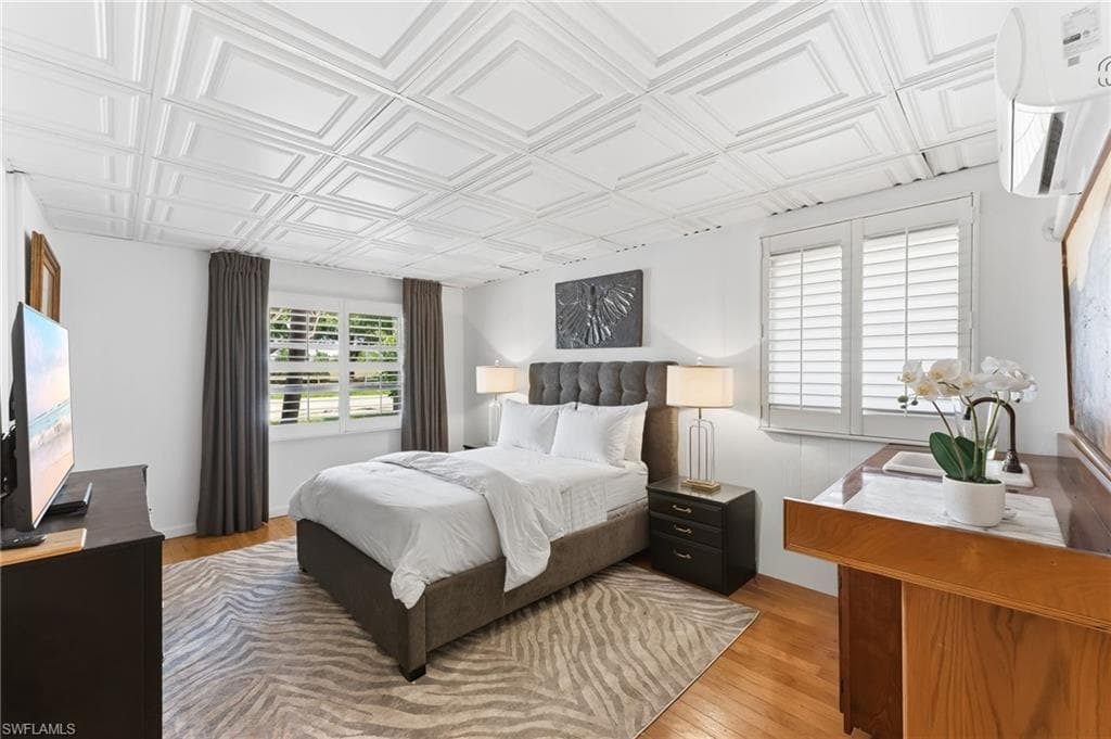 1702 Hill AVE-2