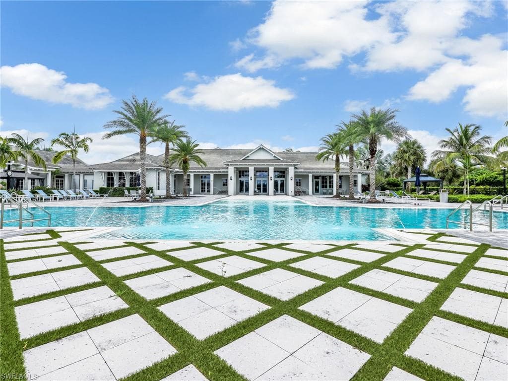 9257 Cayman DR-48