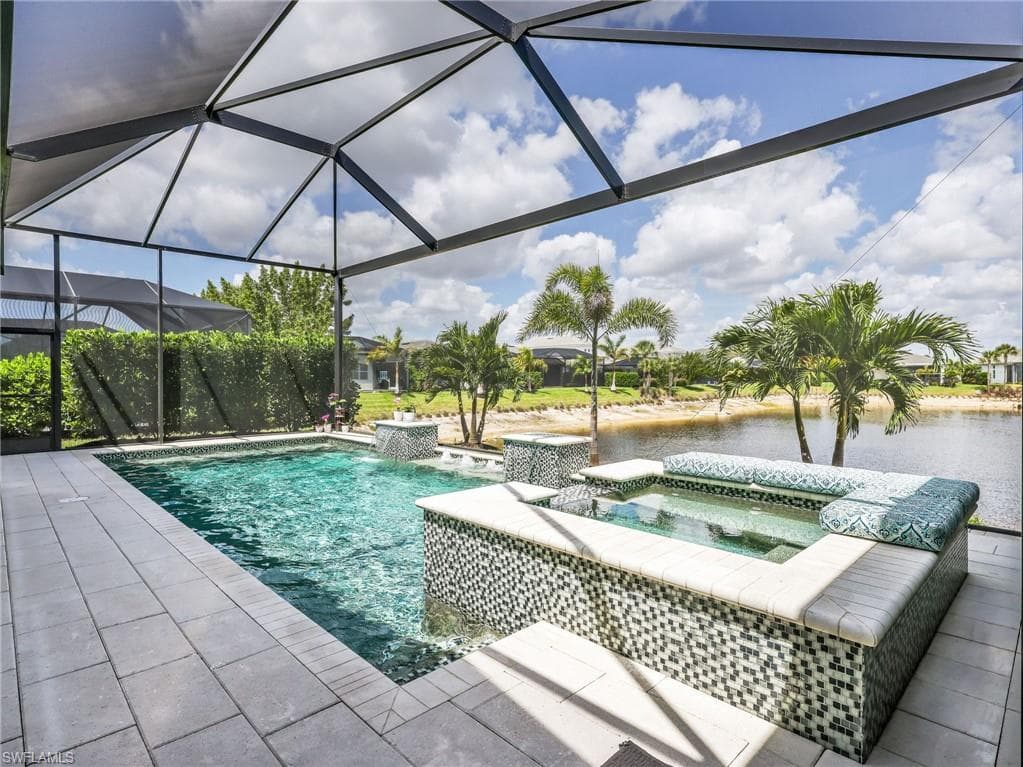 9257 Cayman DR-25