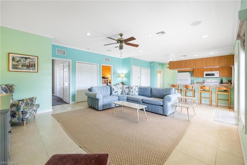 2761 Geary ST-14