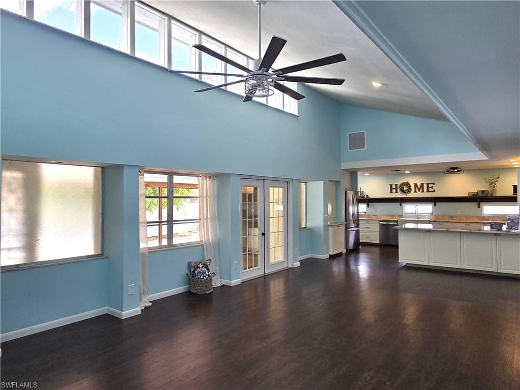 8512 Chatham ST-1