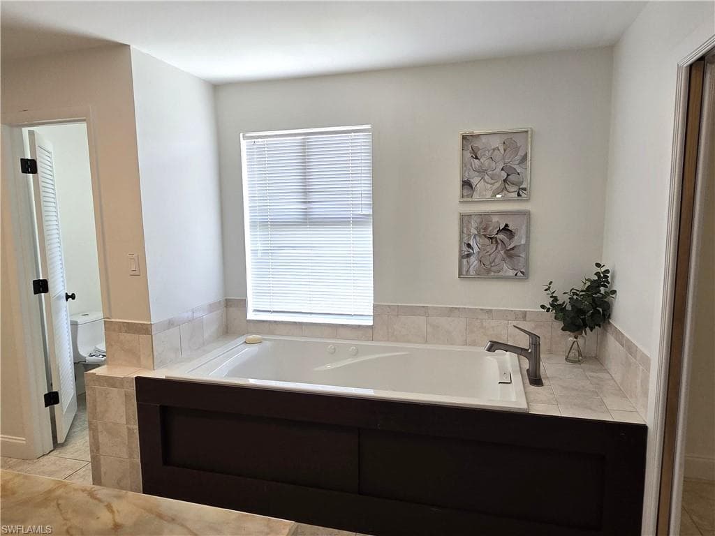 8512 Chatham ST-18