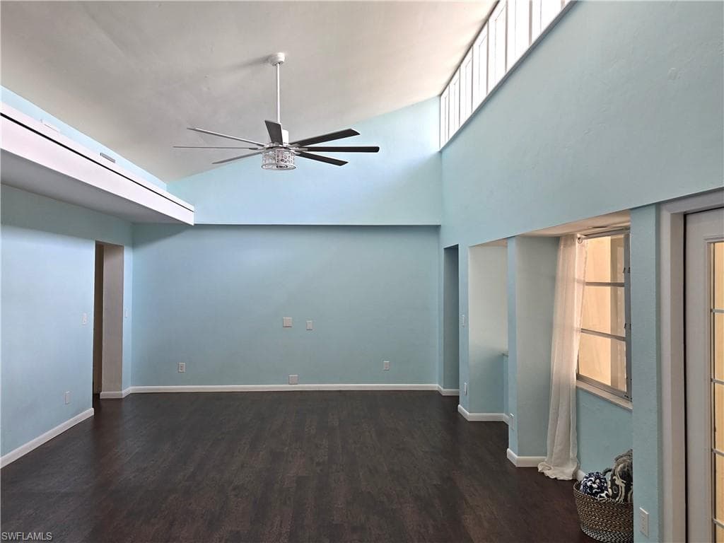 8512 Chatham ST-15