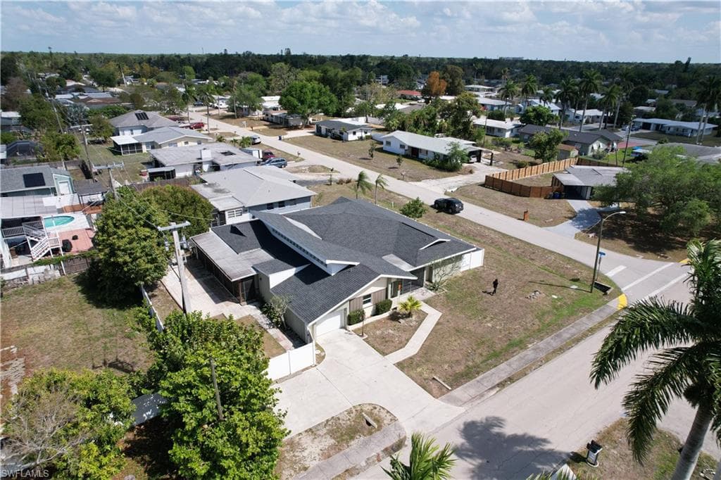 8512 Chatham ST-31
