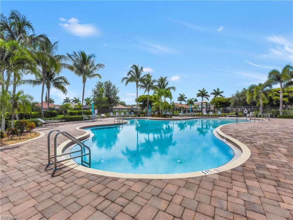 10960 Cherry Laurel DR-27