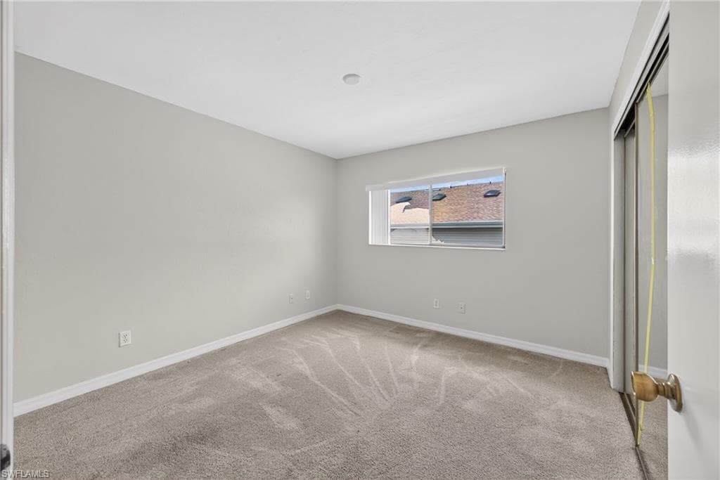 8421 N Haven LN B-18