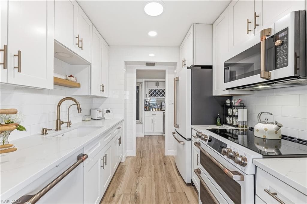 2350 W 1st ST 801-9