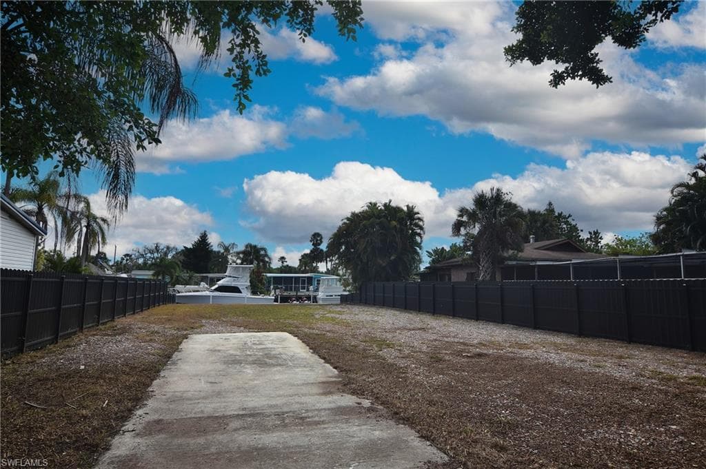 2228 Marina Park DR-9