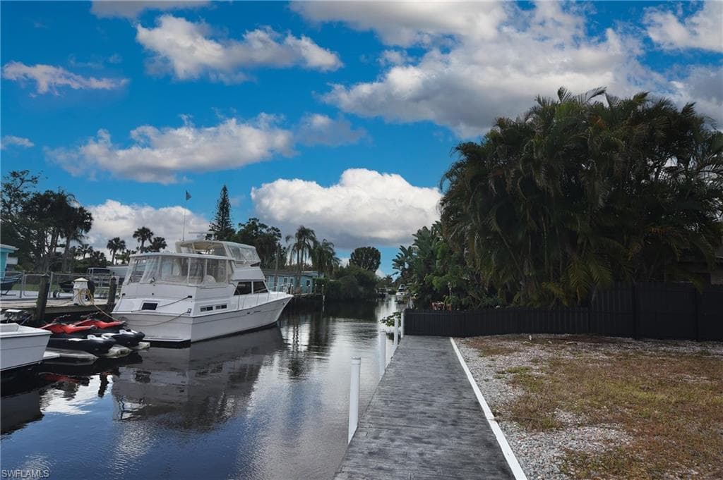 2228 Marina Park DR-14