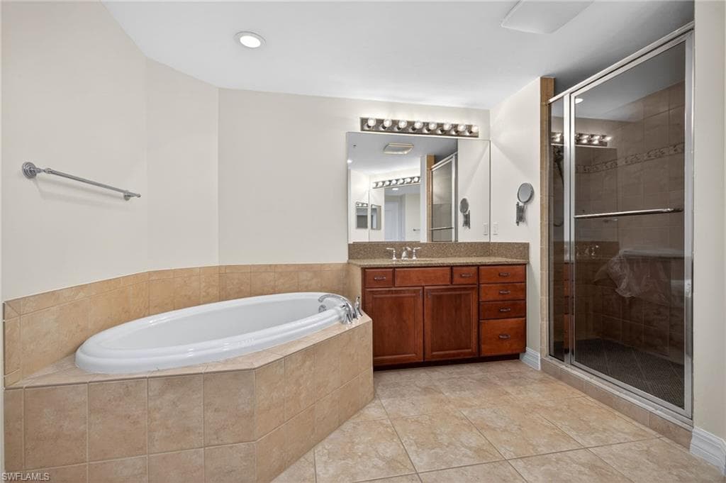 3426 Hancock Bridge PKWY 701-21