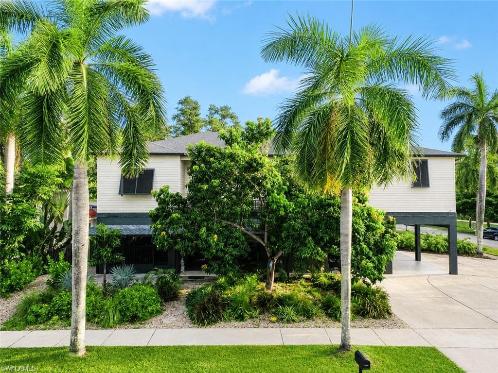 1561 Lynwood AVE-6