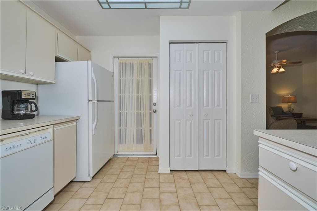 5510 SW 4th PL 503-13