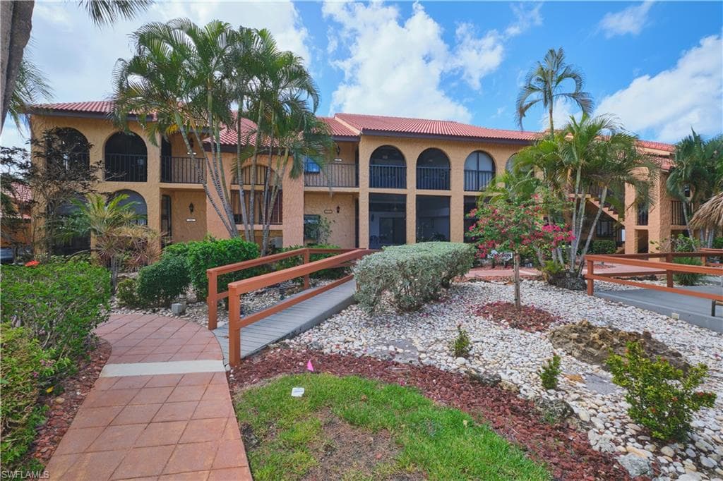 5510 SW 4th PL 503-1