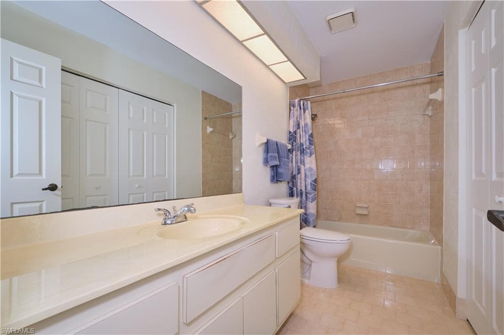 5510 SW 4th PL 503-28