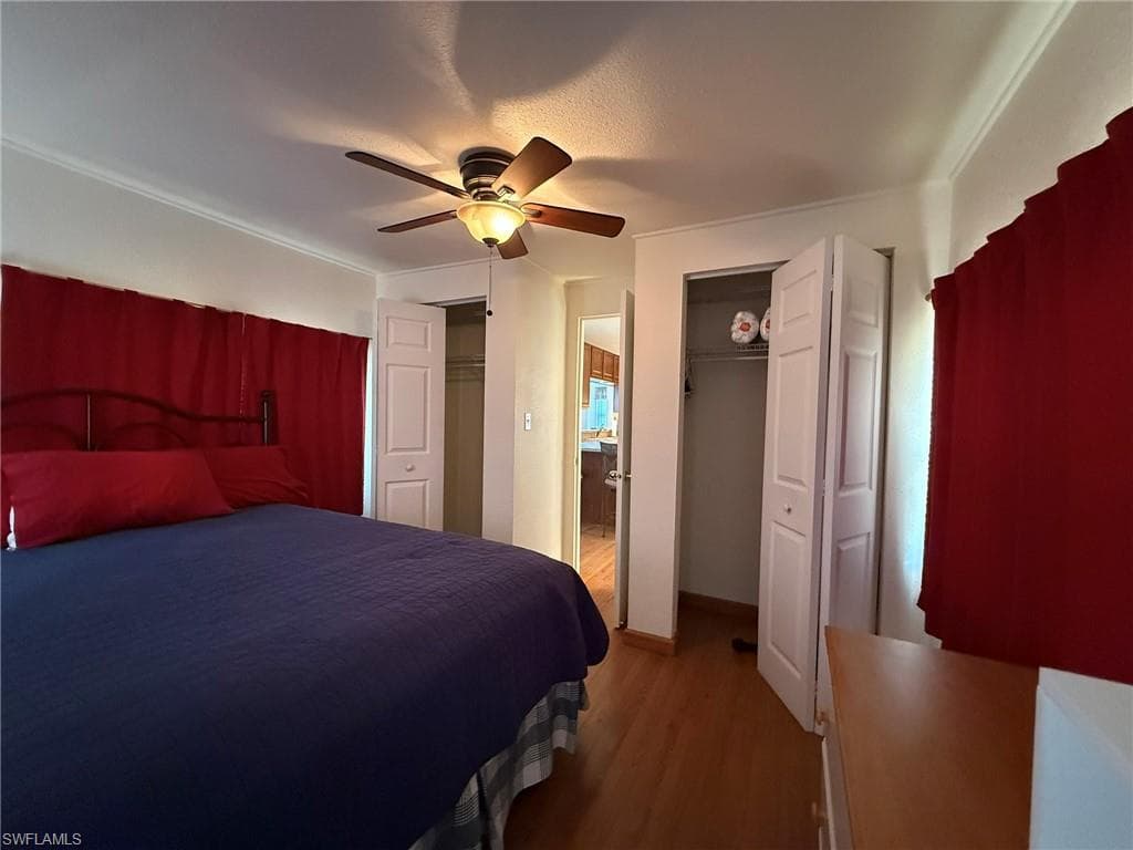 120 Lantern PL-42