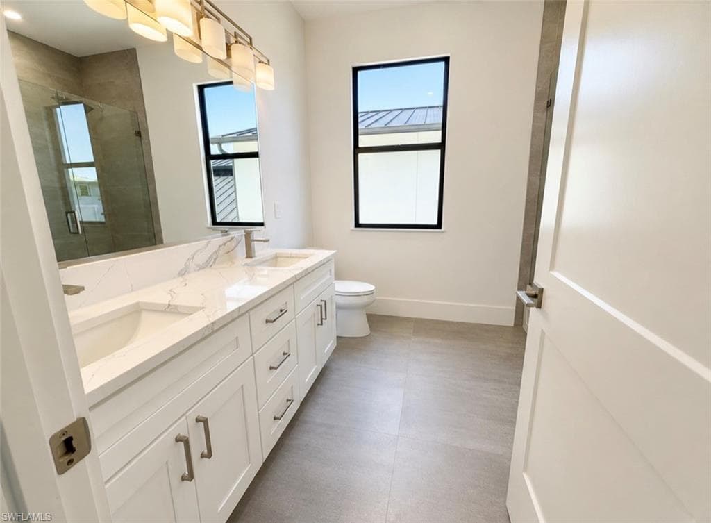 2727 Van Buren AVE-13