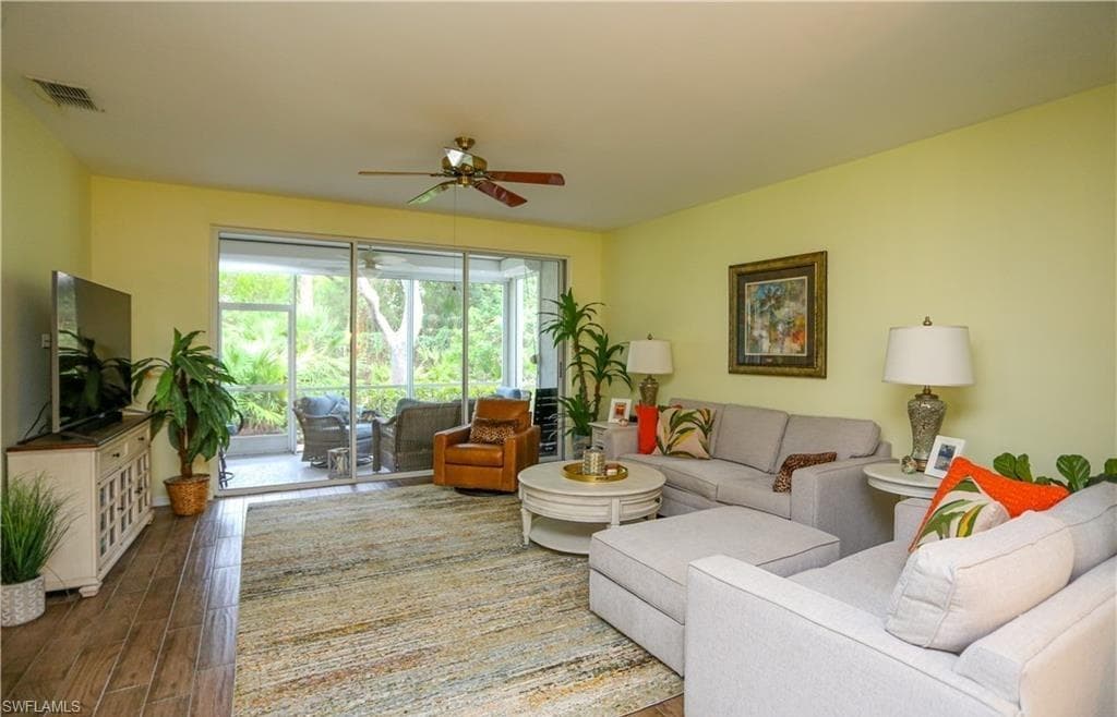 3775 Fieldstone BLVD 102-6