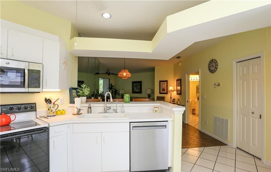 3775 Fieldstone BLVD 102-10