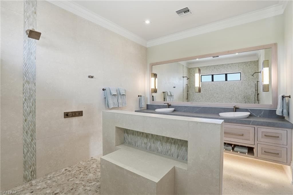 280 Estrellita DR-38