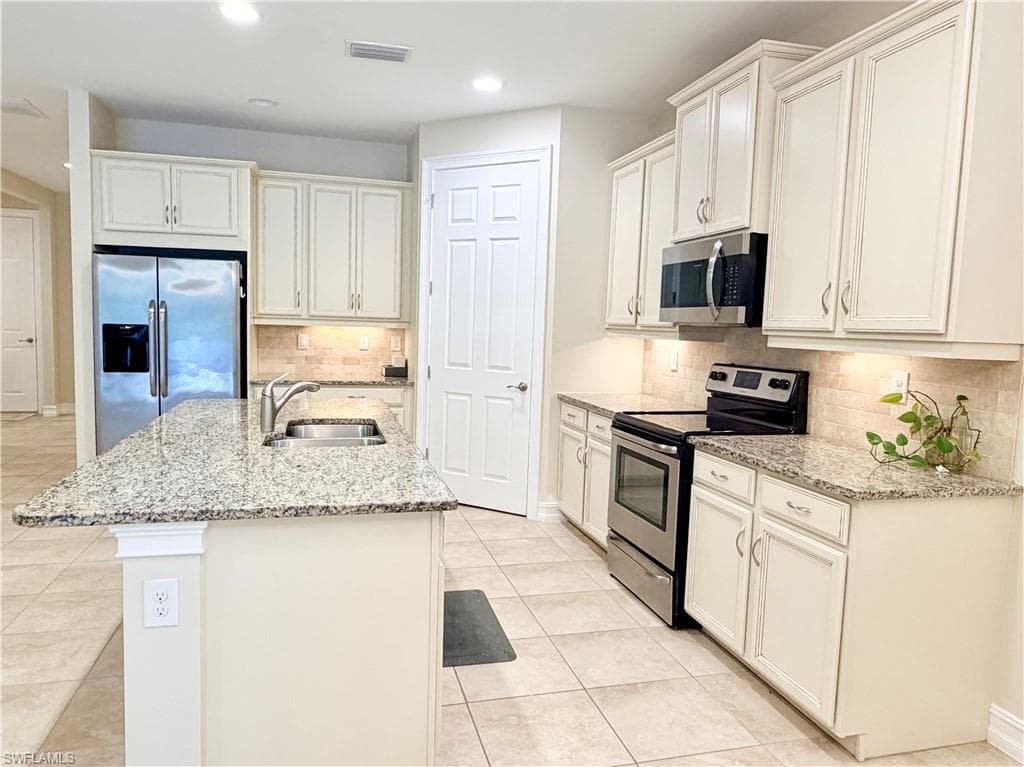 16432 Aberdeen WAY-2