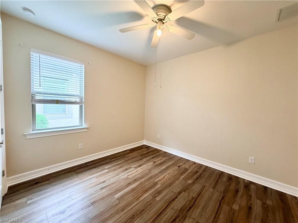 16432 Aberdeen WAY-11