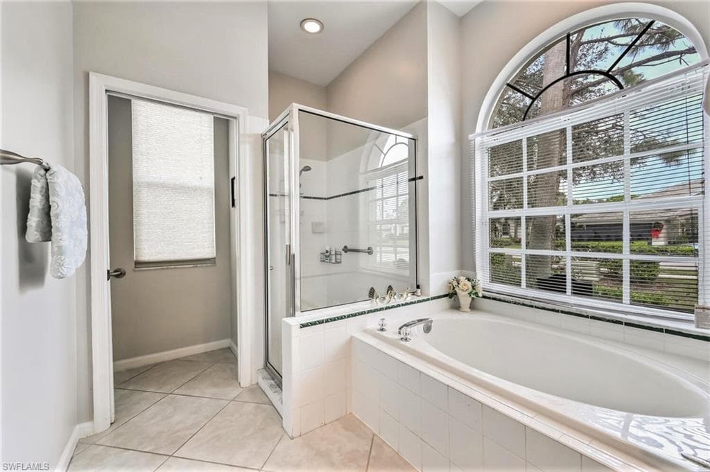 6545 Chestnut CIR-21